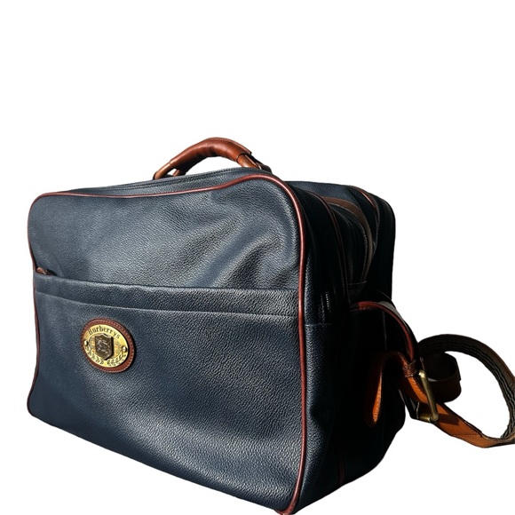 Authentic Burberrys Large travel Bag - Picture 5 of 12